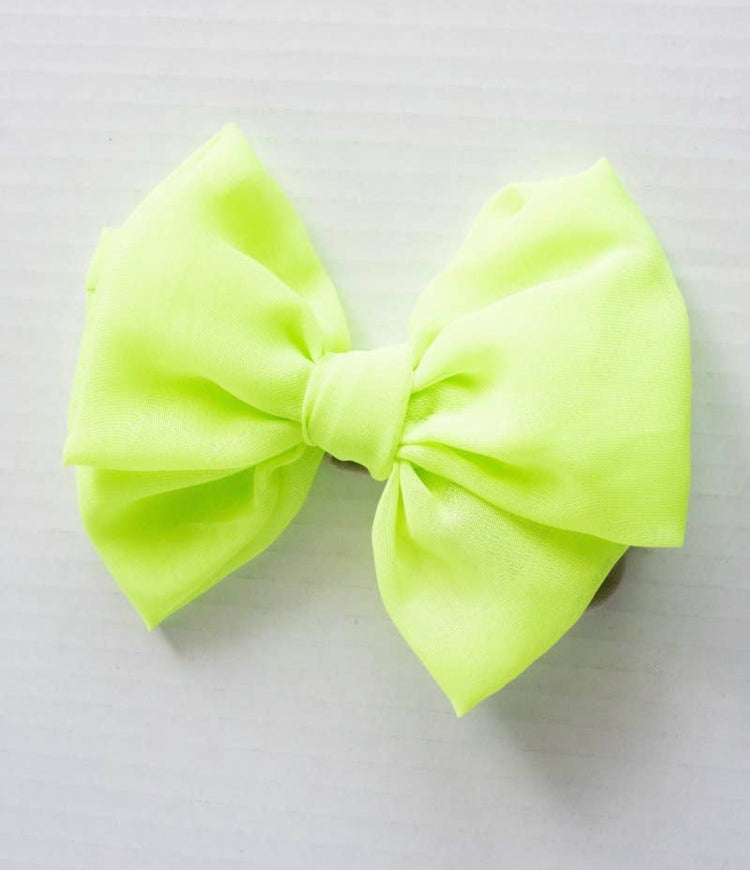 Lily’s Neon Mesh Bows